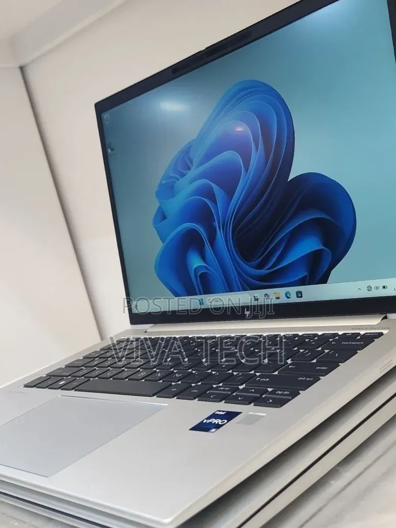 New Laptop HP EliteBook 840 G9 16GB Intel Core i5 SSD 512GB