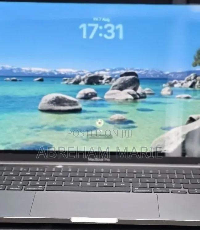 New Laptop Apple MacBook Pro 2020 M1 8GB Apple M1 SSD 512GB