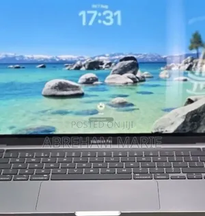 New Laptop Apple MacBook Pro 2020 M1 8GB Apple M1 SSD 512GB