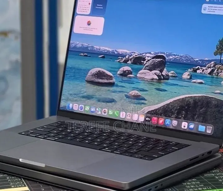 New Laptop Apple MacBook Pro 2021 M1 Max 32GB Apple M1 Max SSD 1T