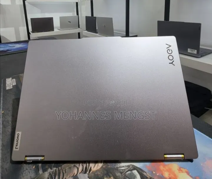 New Laptop Lenovo Yoga 330 16GB AMD Ryzen 7 SSD 512GB