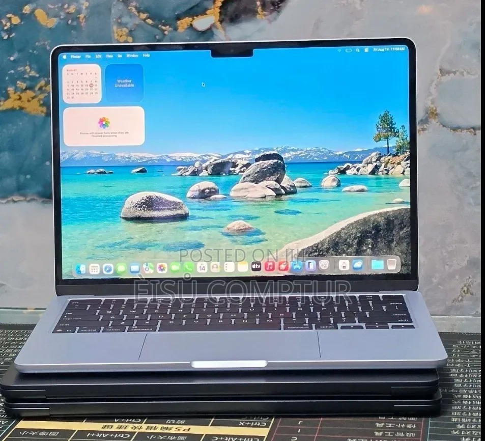 New Laptop Apple MacBook Air 2025 M4 16GB Apple M4 SSD 256GB