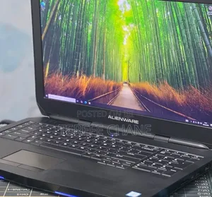 New Laptop Dell Allenware M15 R5 8GB Intel Core i7 SSD 256GB