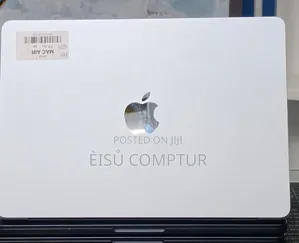 New Laptop Apple MacBook Air 2025 M4 16GB Apple M4 SSD 256GB