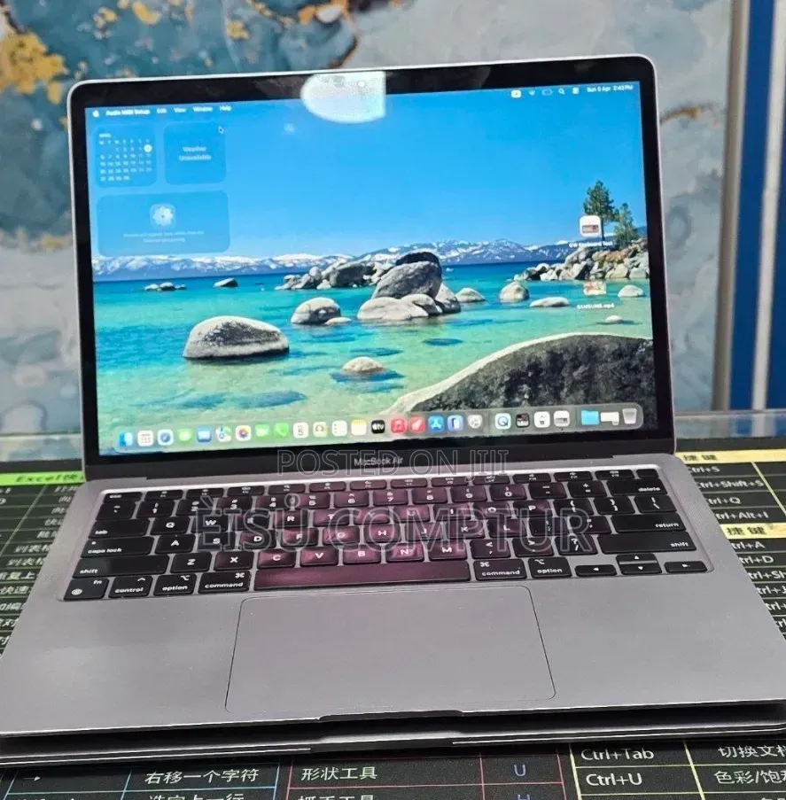 New Laptop Apple MacBook Air 2020 M1 8GB Apple M1 SSD 256GB