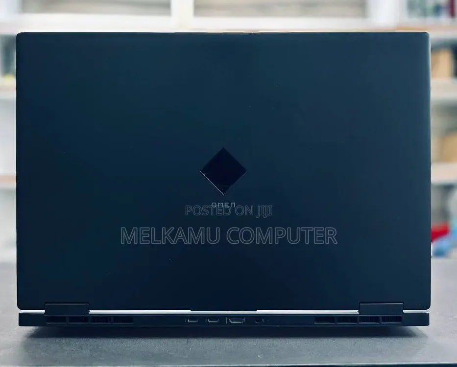 New Laptop HP Omen 16 16GB Intel Core i7 SSD 1T