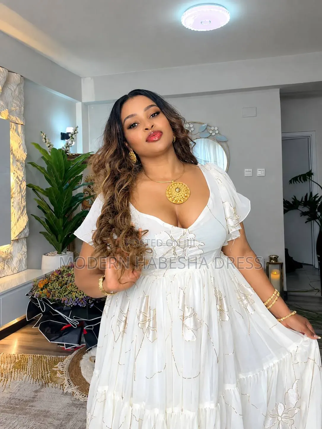 ኣዲስ ሺፎን እና ሀበሻ ቀሚሶች ገብተዋል