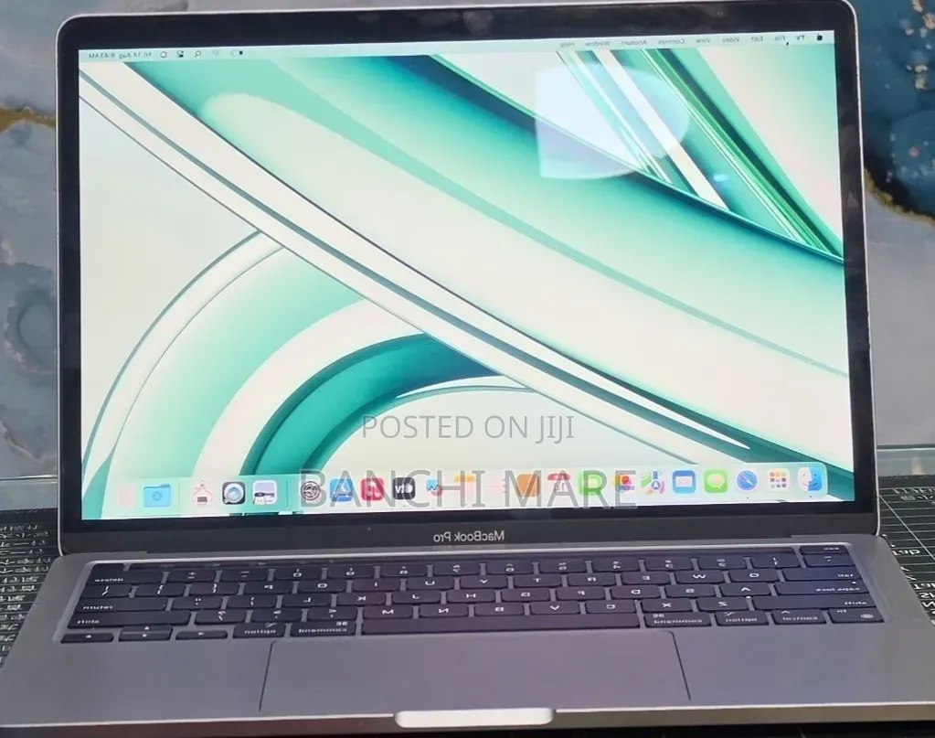 New Laptop Apple MacBook Pro 2023 M2 8GB Apple M2 SSD 256GB