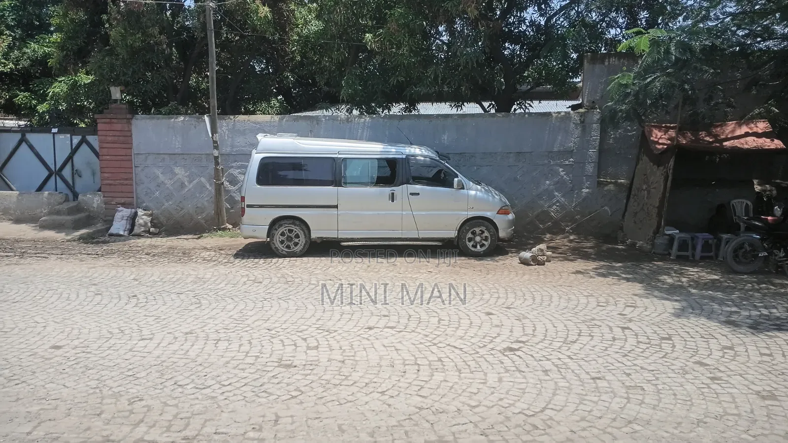 Toyota HiAce 2005 Silver