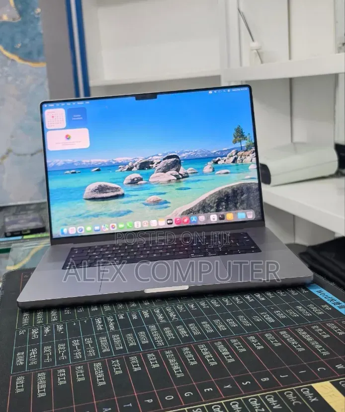 New Laptop Apple MacBook Pro 2021 M1 32GB Apple M1 SSD 512GB