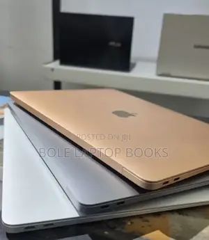 New Laptop Apple MacBook Air 2020 M1 8GB Intel Core i5 SSD 256GB