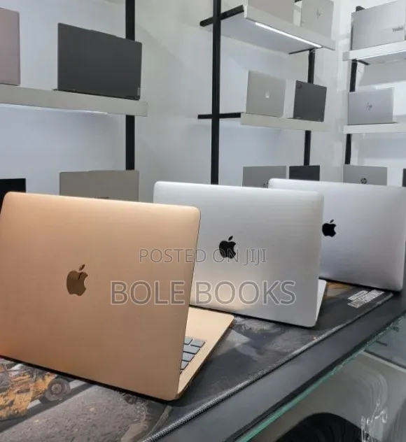New Laptop Apple MacBook Air 2020 M1 8GB Intel Core i5 SSD 256GB