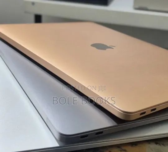New Laptop Apple MacBook Air 2020 M1 8GB Intel Core i5 SSD 256GB