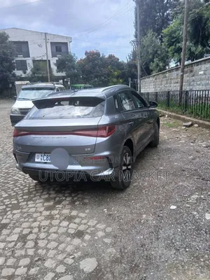 BYD E2 43 kWh 94 hp FWD 2025 Gray