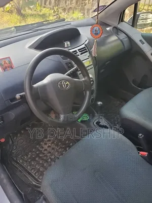 Toyota Yaris 2006 Silver