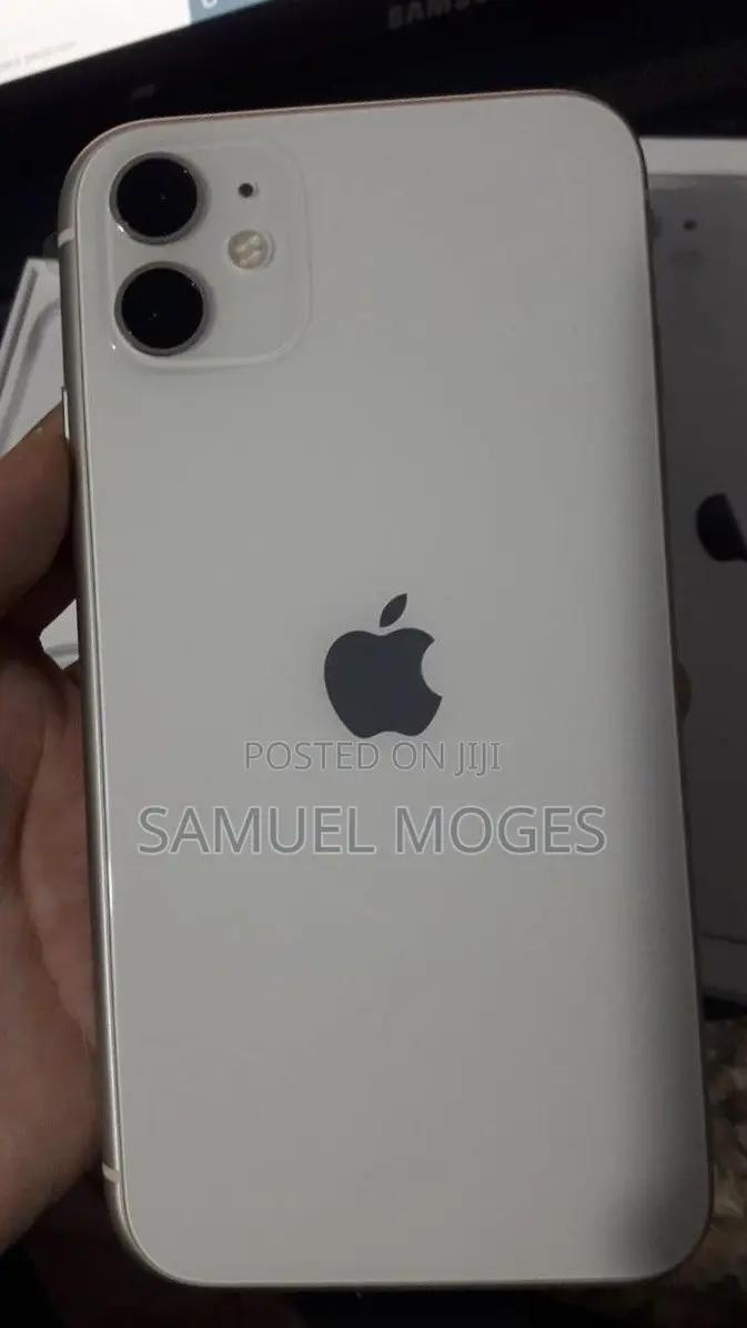 Apple iPhone 11 64 GB White