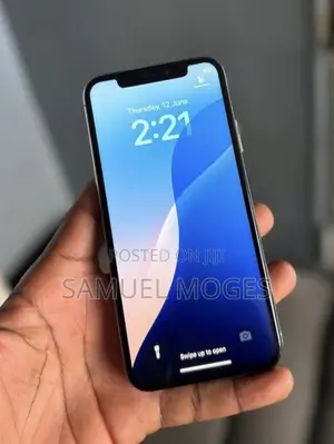 Apple iPhone 11 64 GB White