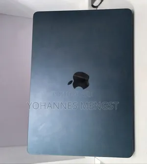 New Laptop Apple MacBook Air 2022 M2 8GB Apple M2 SSD 256GB