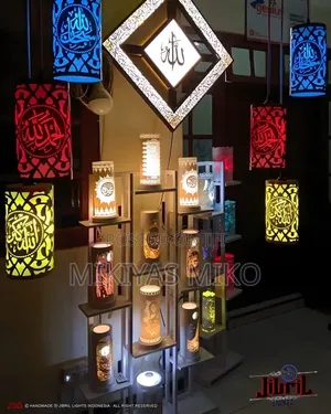 Wall Art and Lamp