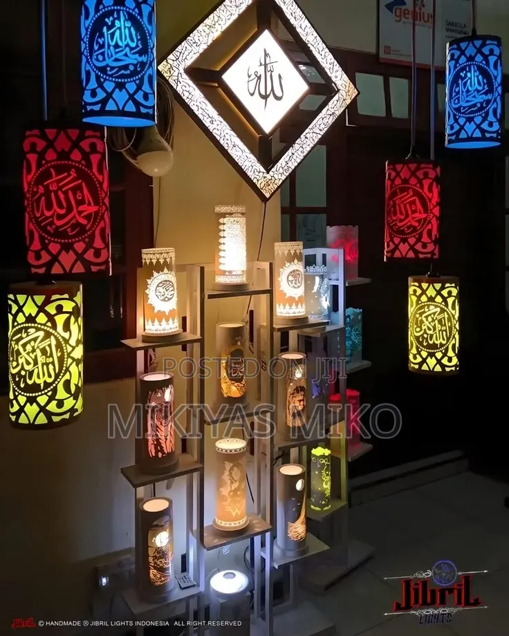 Wall Art and Lamp
