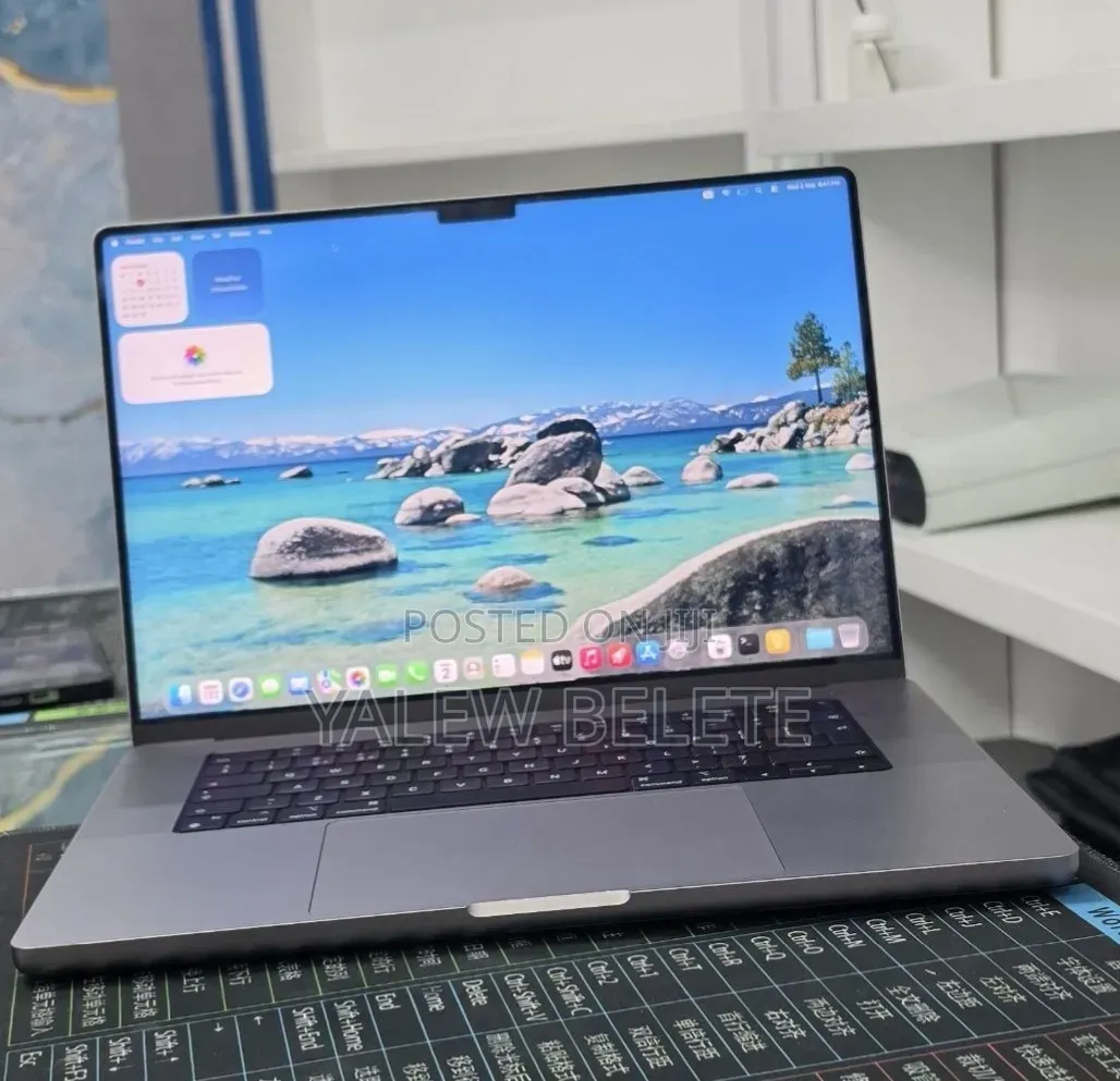 New Laptop Apple MacBook Pro 2021 M1 32GB Apple M1 Pro SSD 512GB