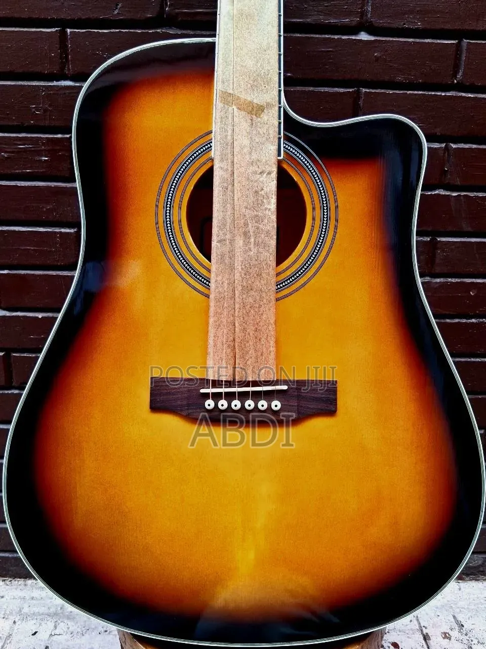 Excellent Condition Box Guitar