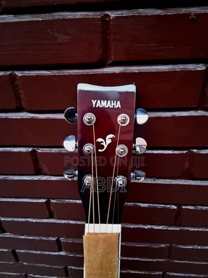 Excellent Condition Box Guitar
