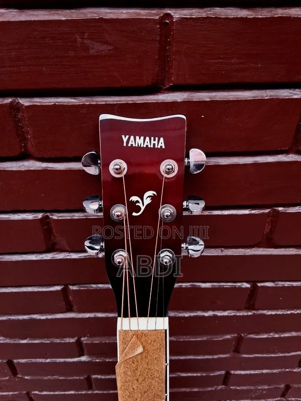 Excellent Condition Box Guitar