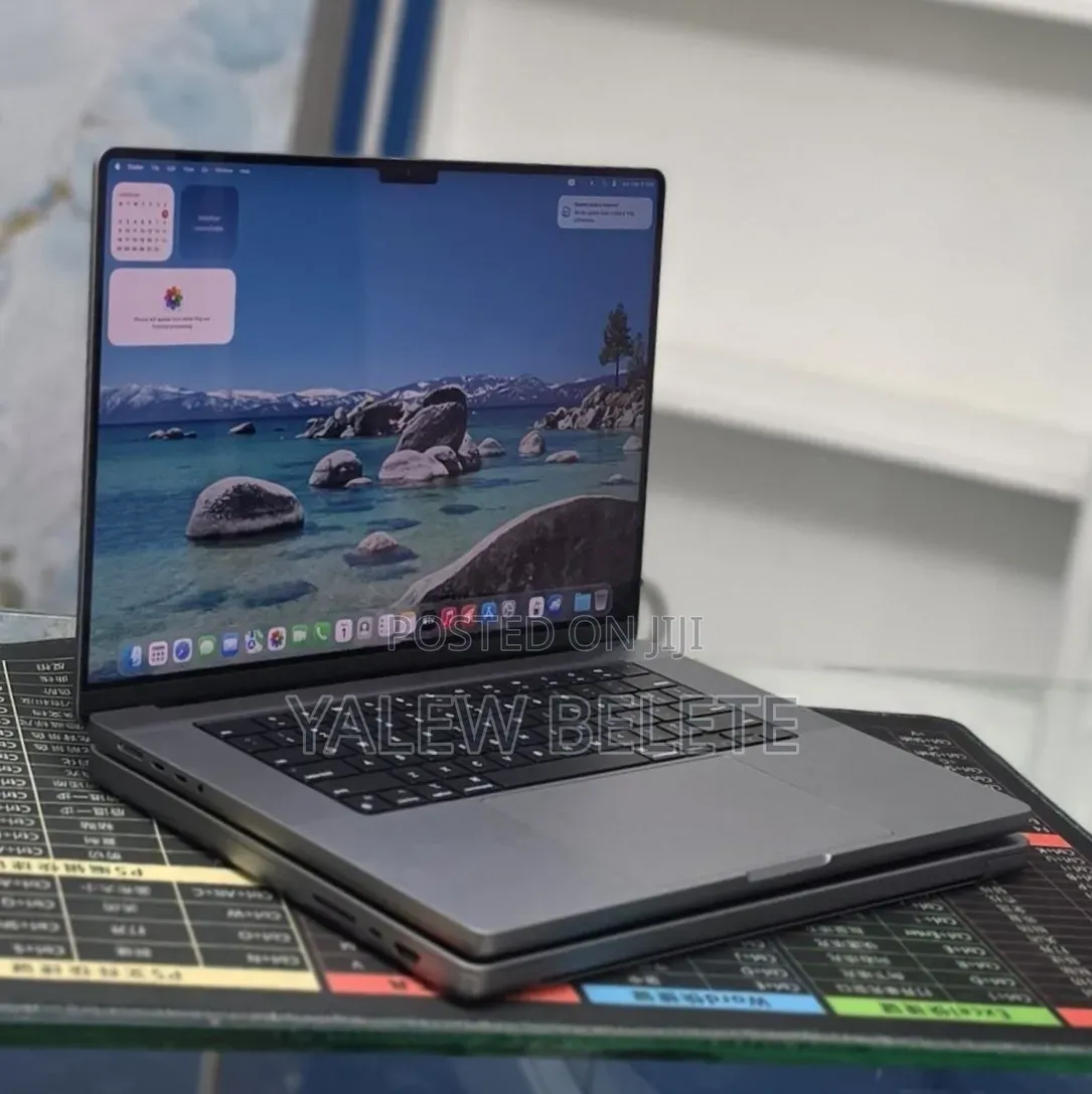 New Laptop Apple MacBook Pro 32GB Apple M1 Pro SSD 1T