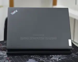 New Laptop Lenovo ThinkPad T14 16GB Intel Core i7 SSD 512GB