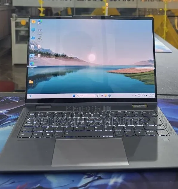 New Laptop Lenovo ThinkPad Yoga 16GB Intel Core Ultra 5 SSD 512GB
