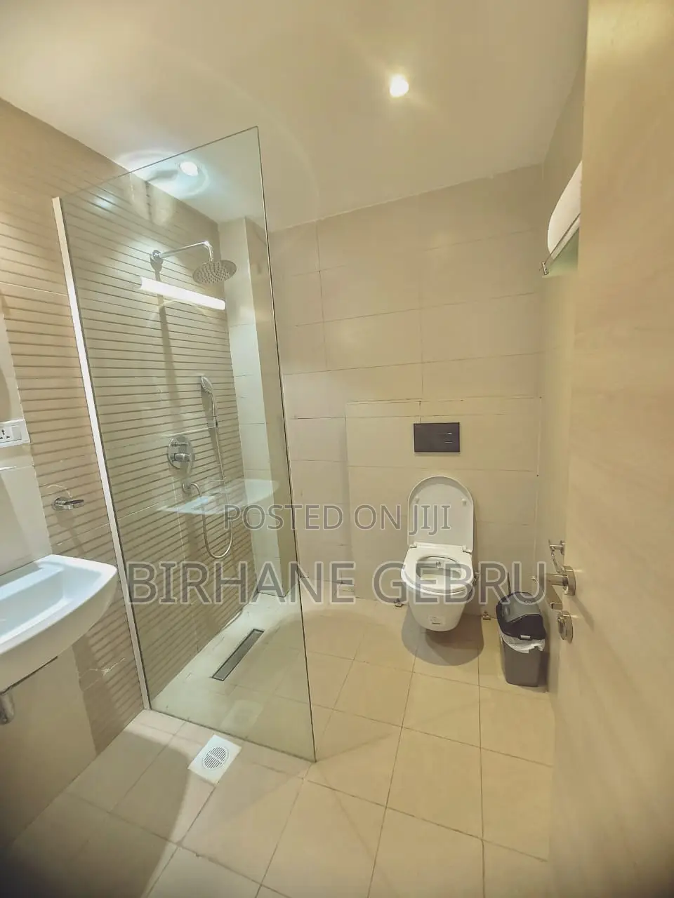 Furnished 4bdrm Apartment in Luxury Fernished, Bole for rent