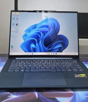 New Laptop Lenovo Yoga 7i 16GB AMD Ryzen 7 SSD 512GB