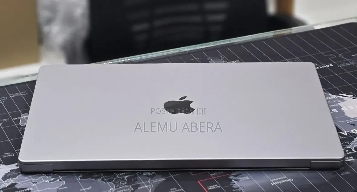 New Laptop Apple MacBook Pro 2023 M2 Pro 16GB Apple M2 SSD 512GB