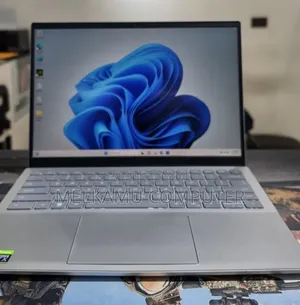 New Laptop Dell Inspiron 14 16GB Intel Core i7 SSD 512GB