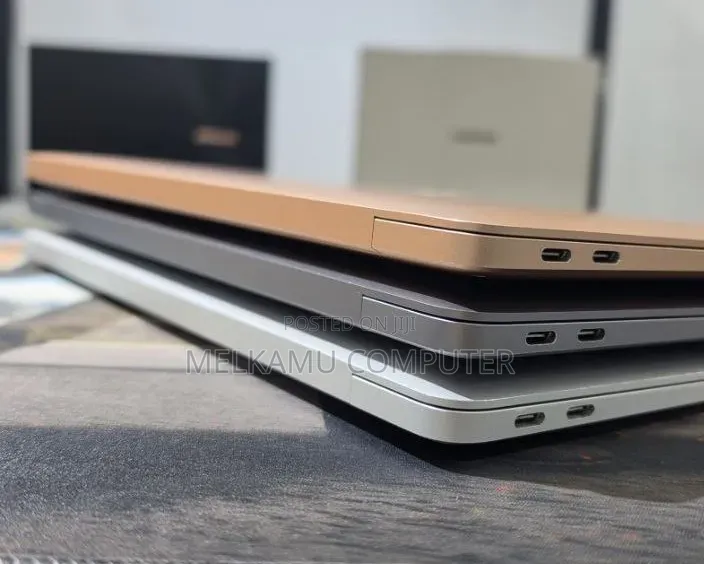 New Laptop Apple MacBook Air 2020 M1 8GB Apple M1 SSD 256GB