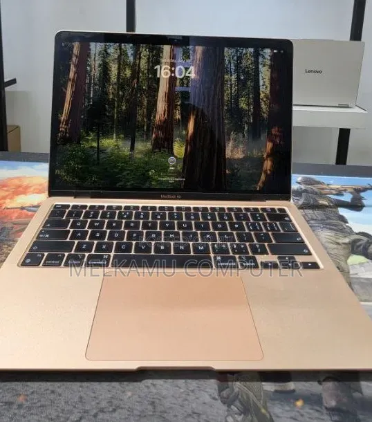 New Laptop Apple MacBook Air 2020 M1 8GB Apple M1 SSD 256GB