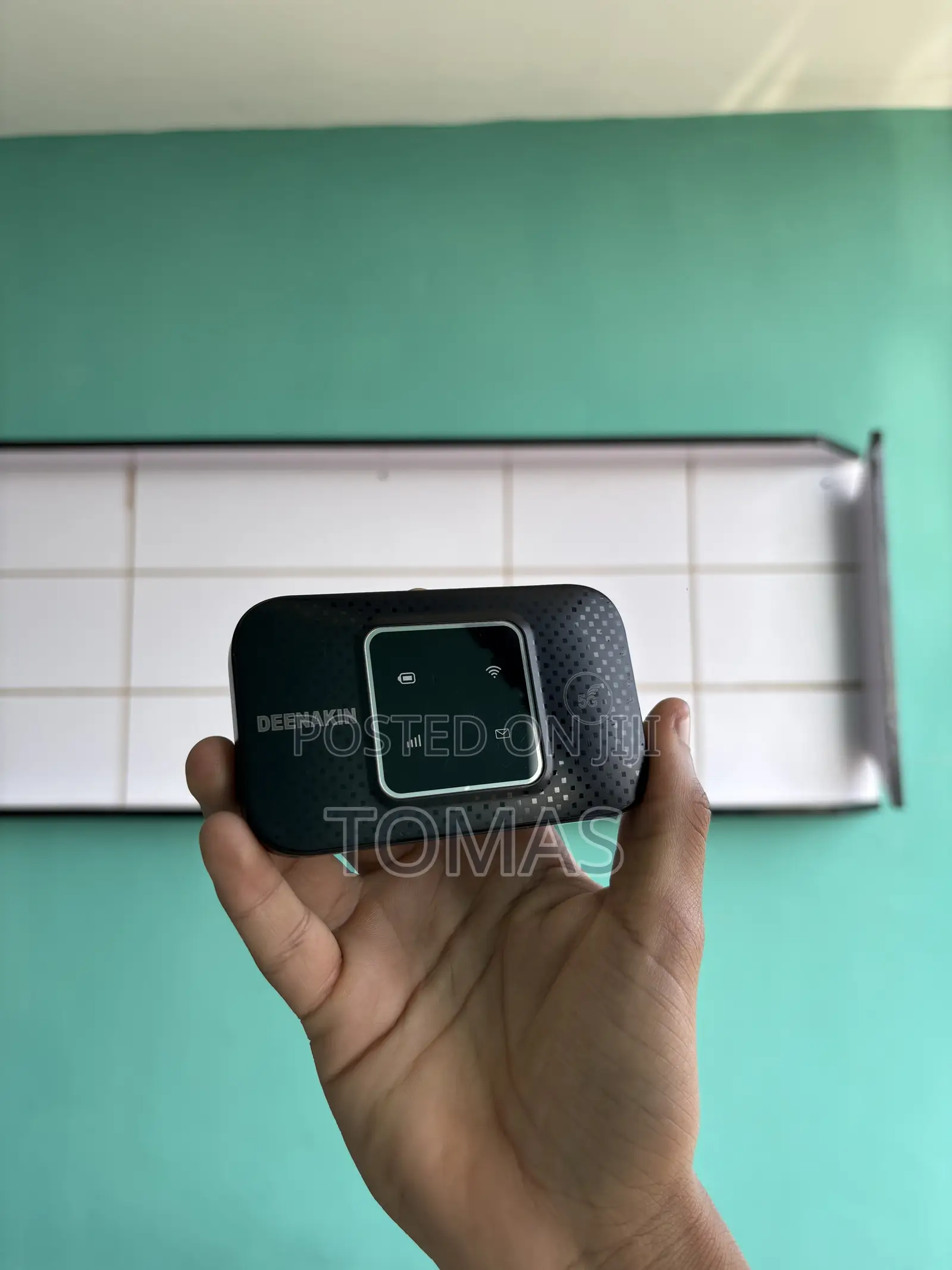 Deenakin 5G Mobile WiFi Hotspot Router