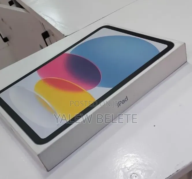 New Apple iPad (2025) 128 GB
