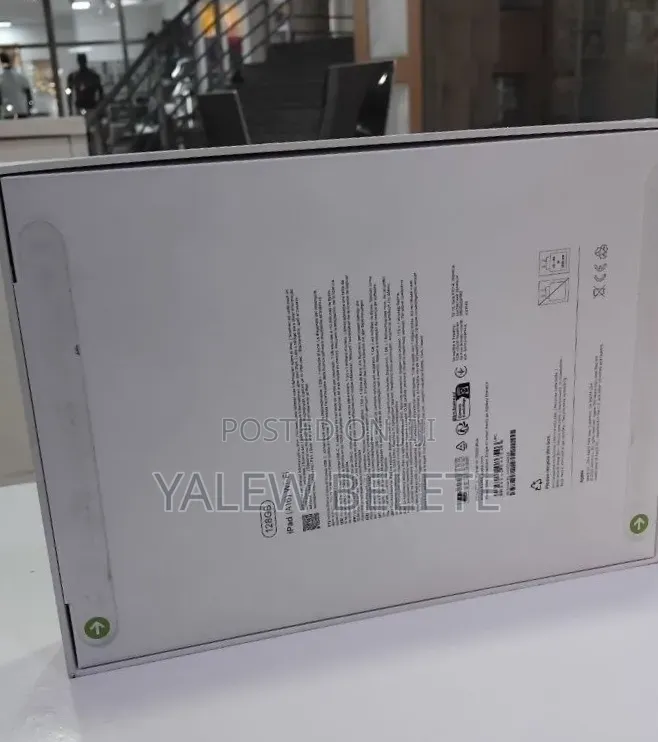 New Apple iPad (2025) 128 GB