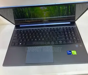 New Laptop HP Pavilion 11 16GB Intel Core i5 SSD 512GB