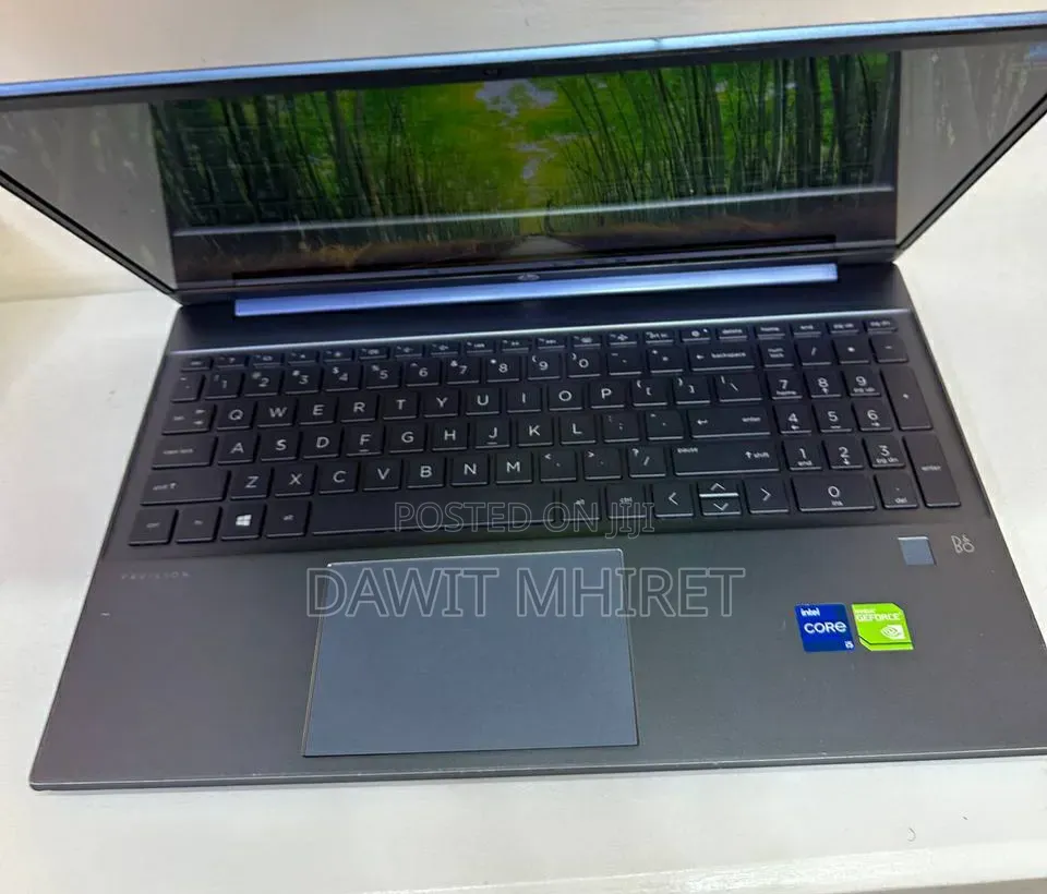 New Laptop HP Pavilion 11 16GB Intel Core i5 SSD 512GB