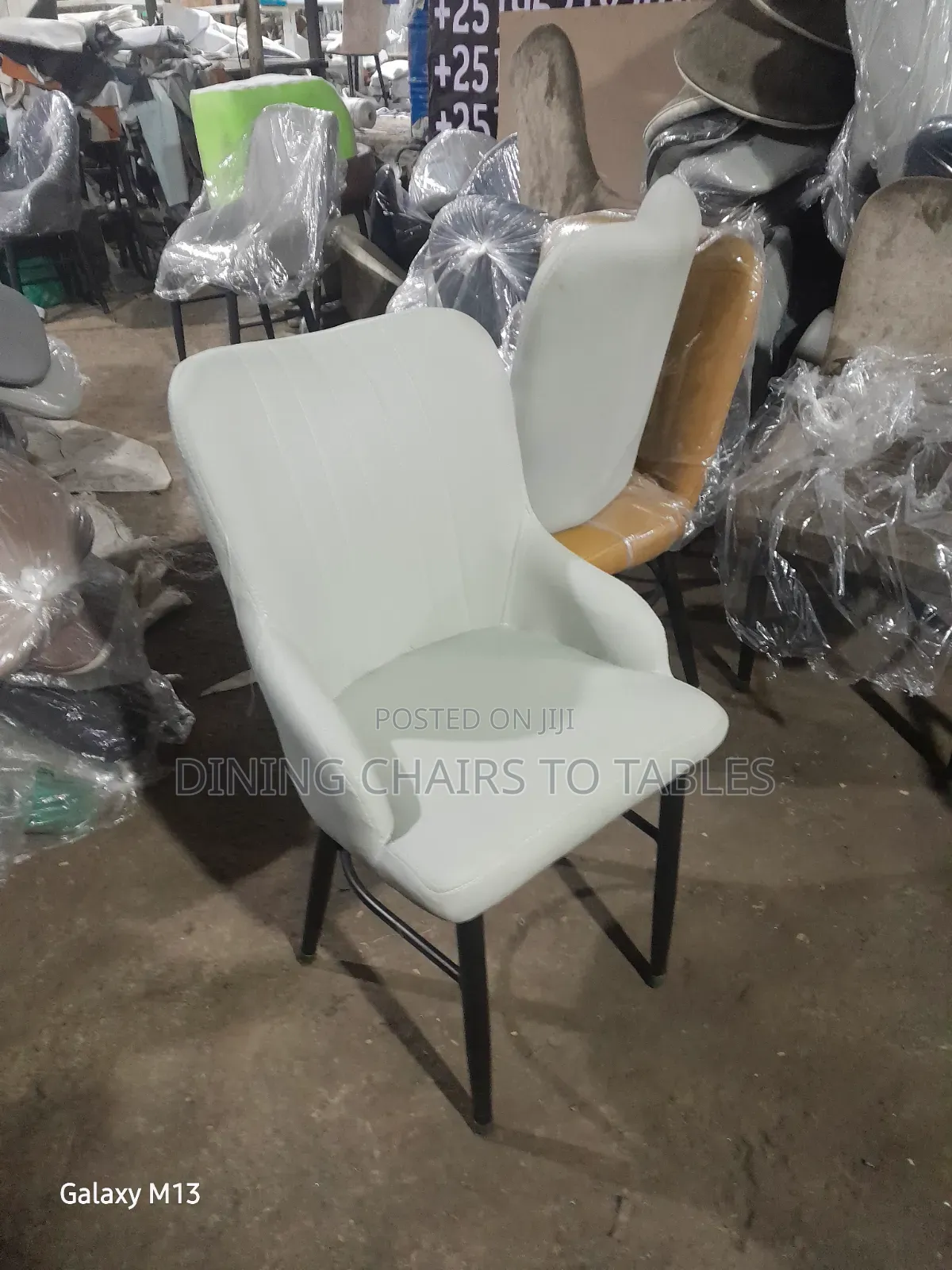 Dining MODERN QUALITY LEATHER CHAIRS With Metal Leg