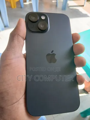New Apple iPhone 15 128 GB Black