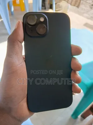 New Apple iPhone 15 128 GB Black