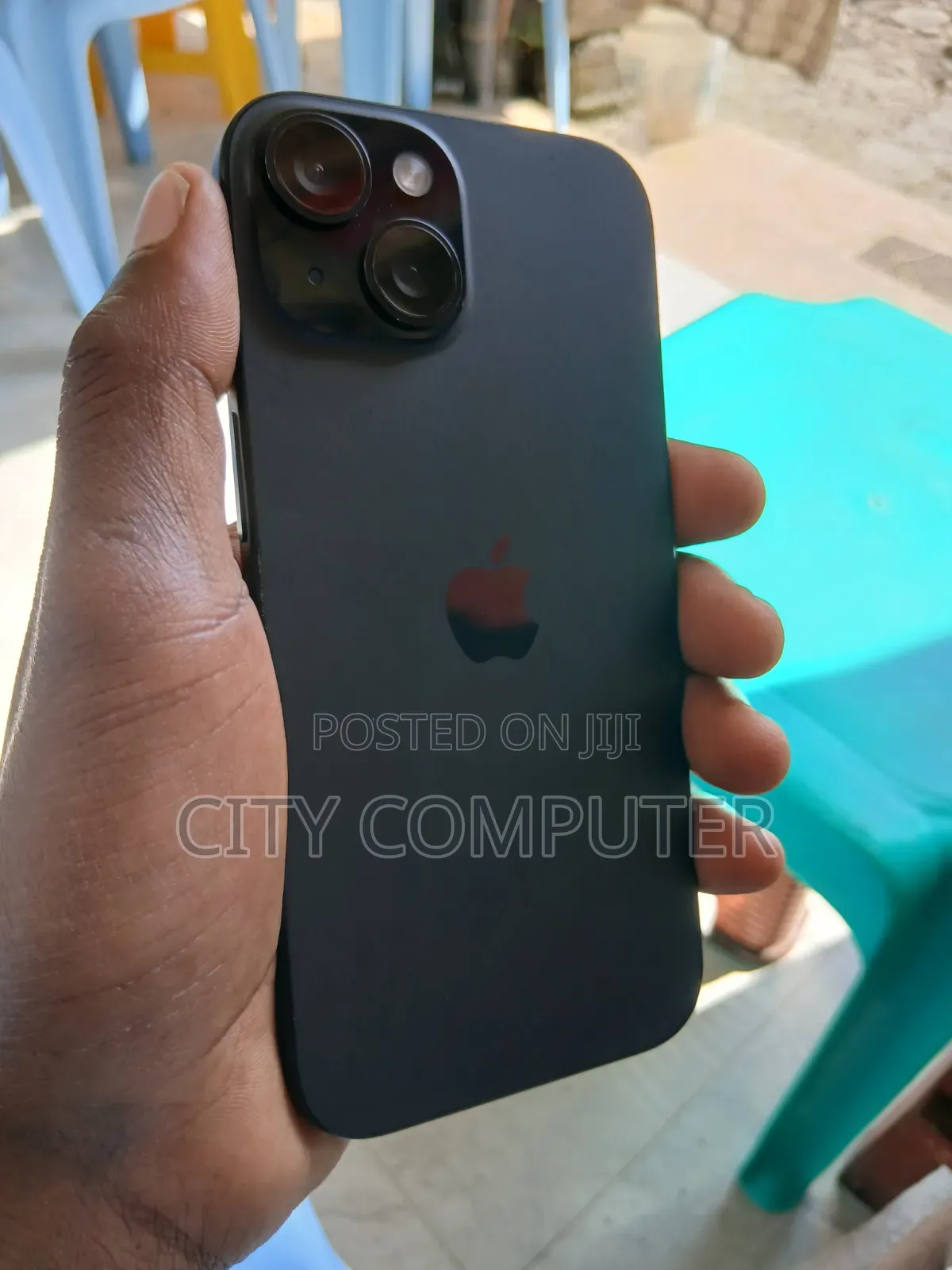 New Apple iPhone 15 128 GB Black