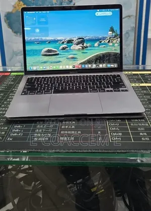 New Laptop Apple MacBook 8GB Apple M1 SSD 256GB