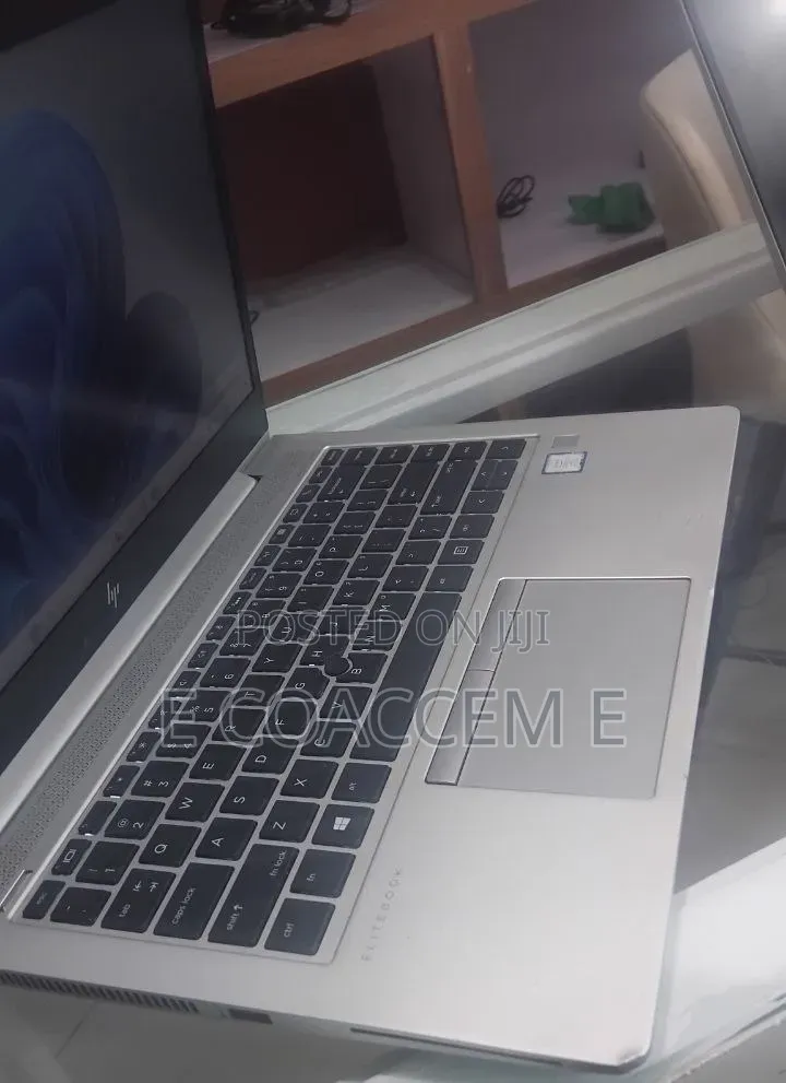 New Laptop HP 8GB Intel Core i7 SSD 512GB
