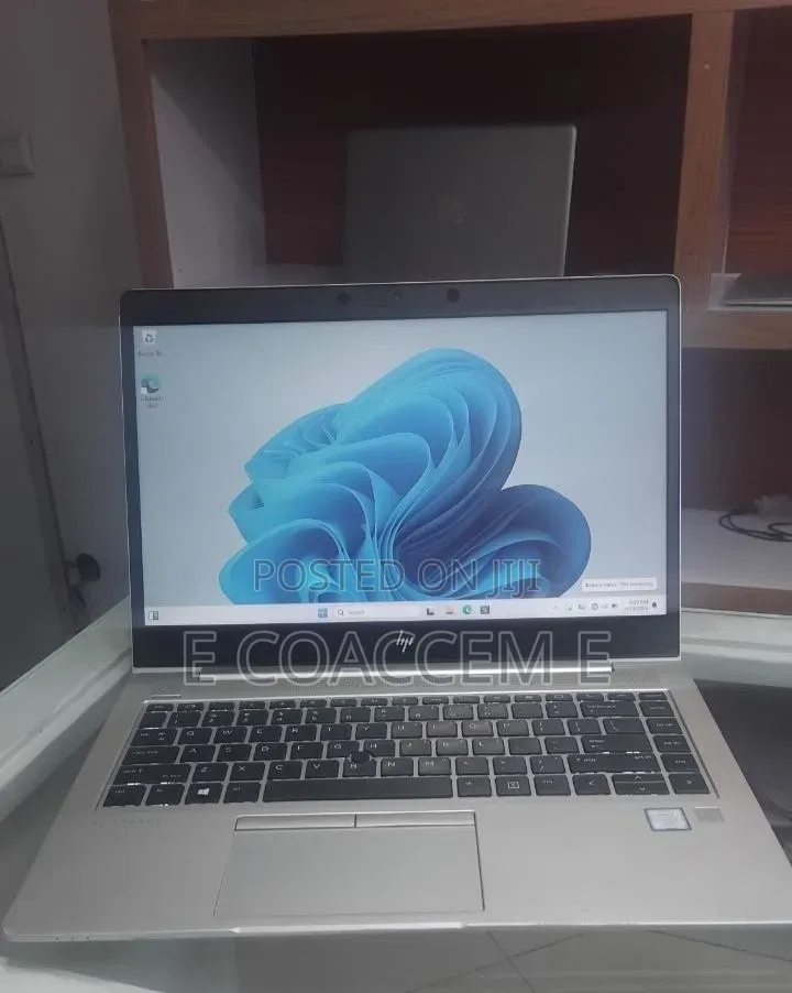 New Laptop HP 8GB Intel Core i7 SSD 512GB
