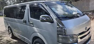 Car 2007 Silver